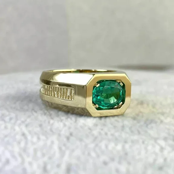 2Ct Oval Cut Simulated Green Emerald Solitaire Men's Engagement Ring 14K Yellow Gold Plated