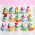 thumbnail image 2 of Llavero con calcomanías para refrigerador de cupcakes de resina con comida grande, accesorios para hacer tú mismo, mini adornos de cocina, 2 of 5