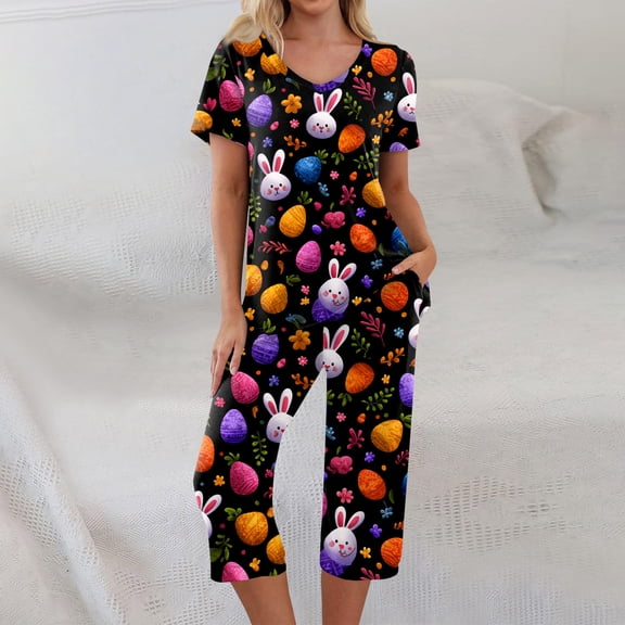 2 Piece Outfits for Women Short Sleeve Top and Capri Pants with Pockets Soft Easter Print Casual Tracksuit Lounge Set, Black, L