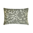 thumbnail image 1 of Funda de almohada lumbar plateada, con temática tropical de hojas de nácar, 30 x 40 cm (12 x 16 pulgadas), rectangular de seda, con diseño floral - Pearl Leaf Magic, 1 of 8