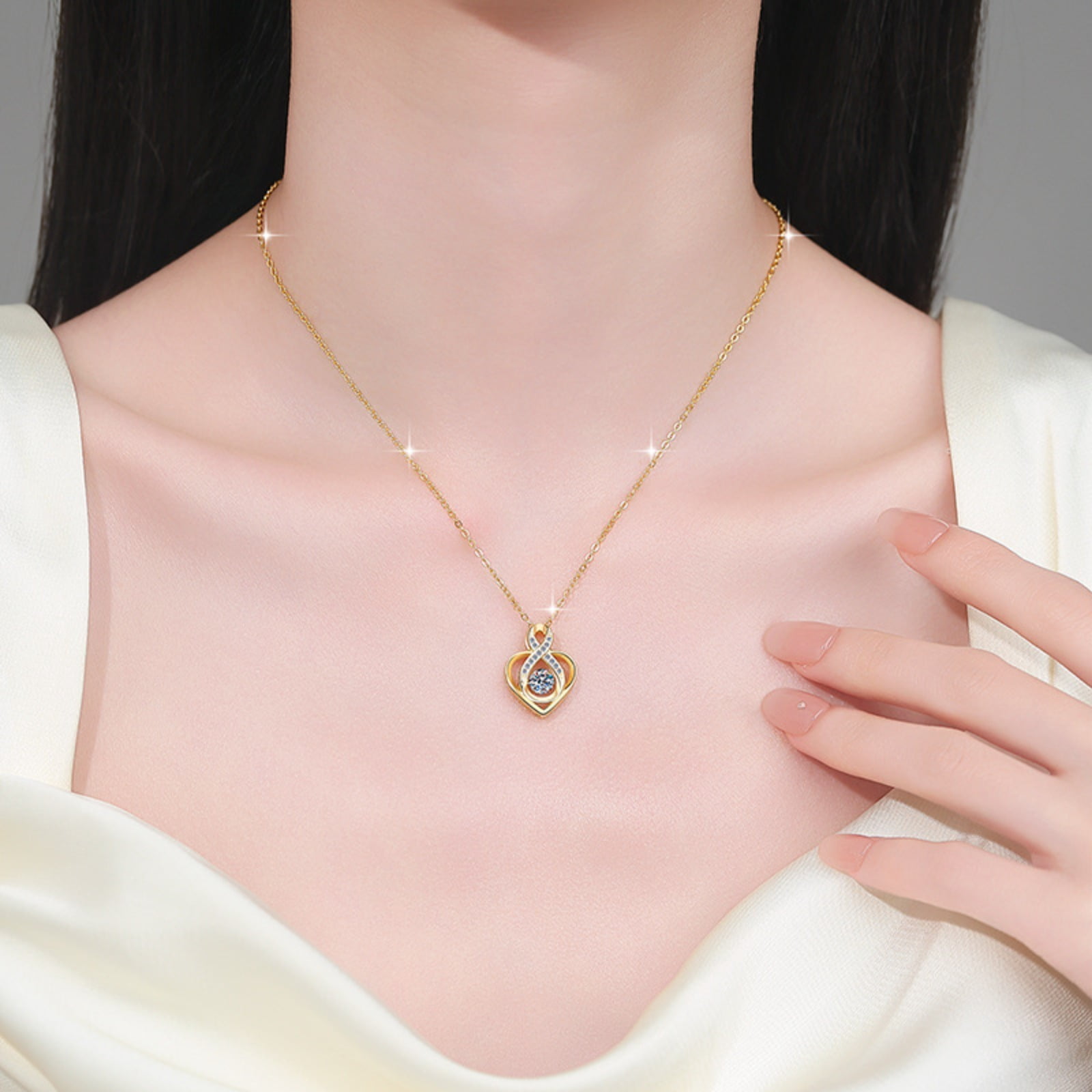 Moissanite Necklace Chains 0.5 Carat D Color VVS1 Clarity Gold Pendant Necklaces for Women Hypoallergenic 925 Sterling Silver Infinity Heart Necklace