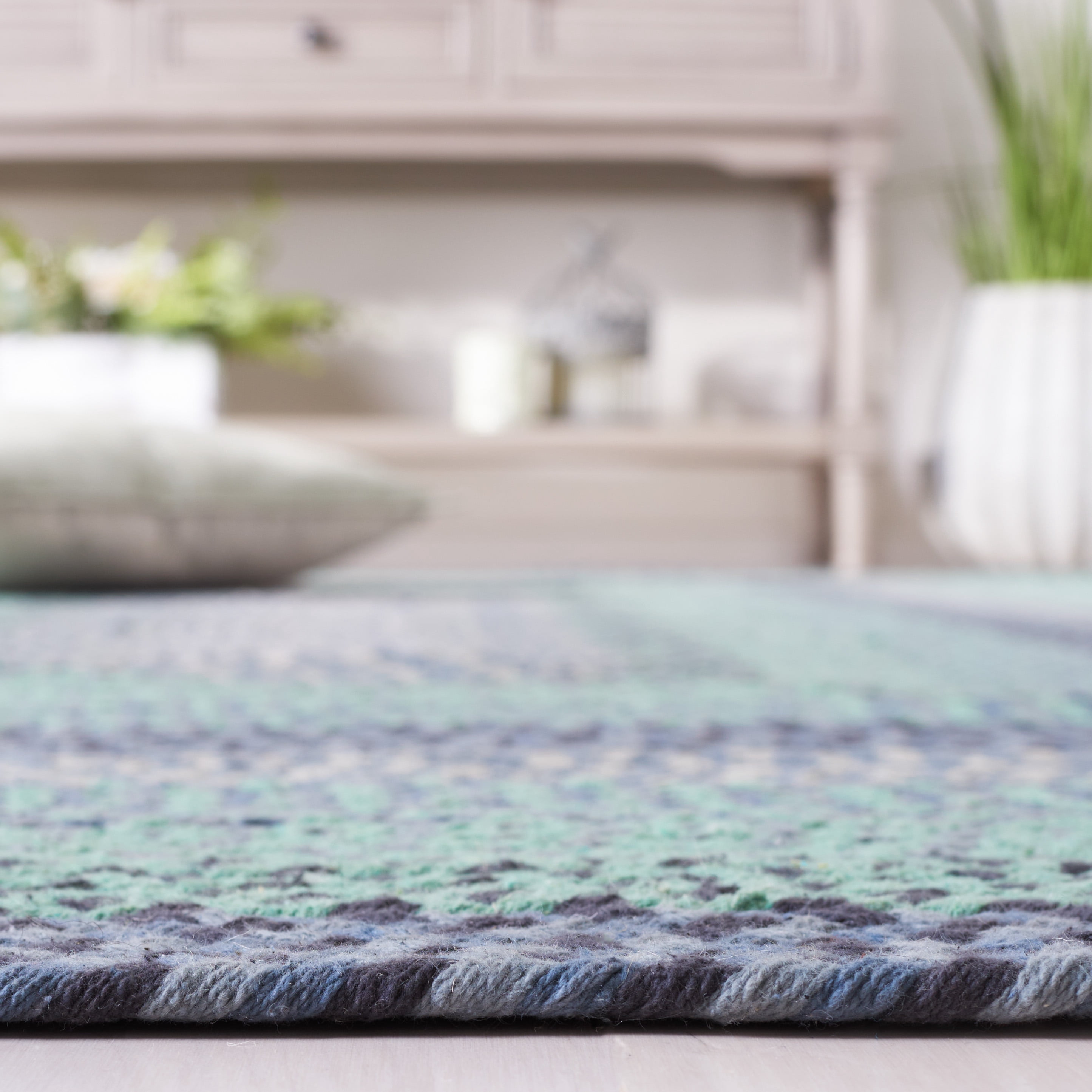 SAFAVIEH Braided Claes Bordered Reversible Area Rug, Gray/Green, 8' x 10'