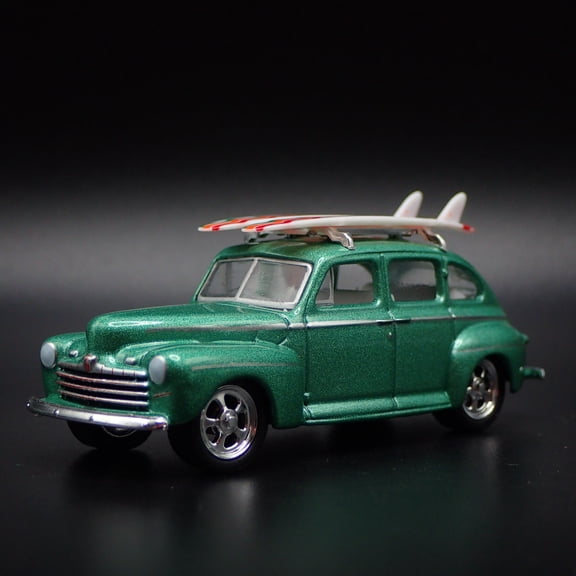 Open Box 1946 46 FORD FORDOR SUPER DELUXE 1:64 SCALE COLLECTIBLE DIECAST MODEL CAR