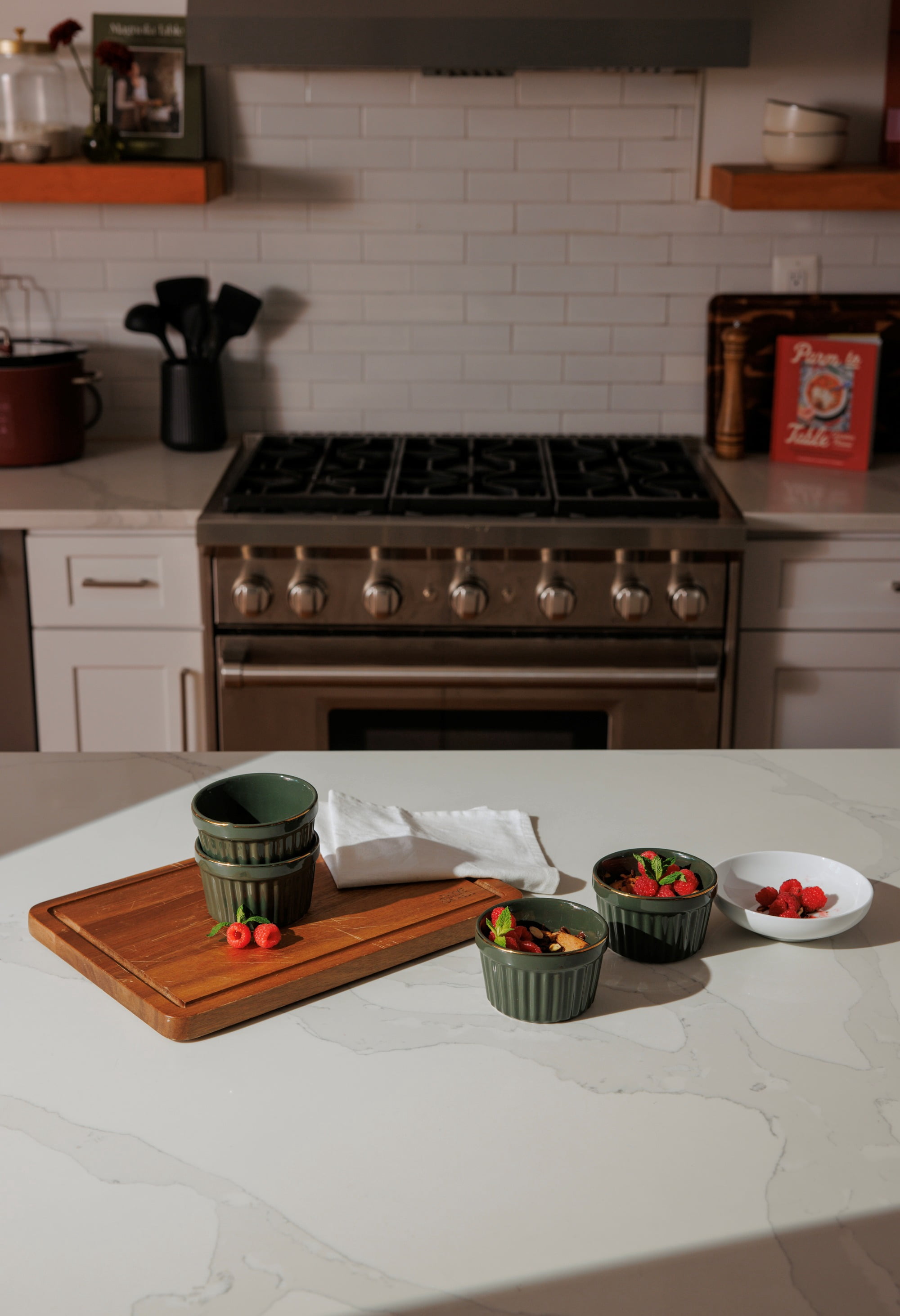 Thyme & Table 4-Piece 10 oz Stoneware Ramekin Set, Moss Green Ribbed