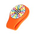 thumbnail image 2 of Clip magnético para sombrero de golf con marcador de pelota de golf de fruta brillante, fácil de colocar en sombreros. naranja Zulema Clip para sombrero con marcador de pelota de golf, 2 of 8