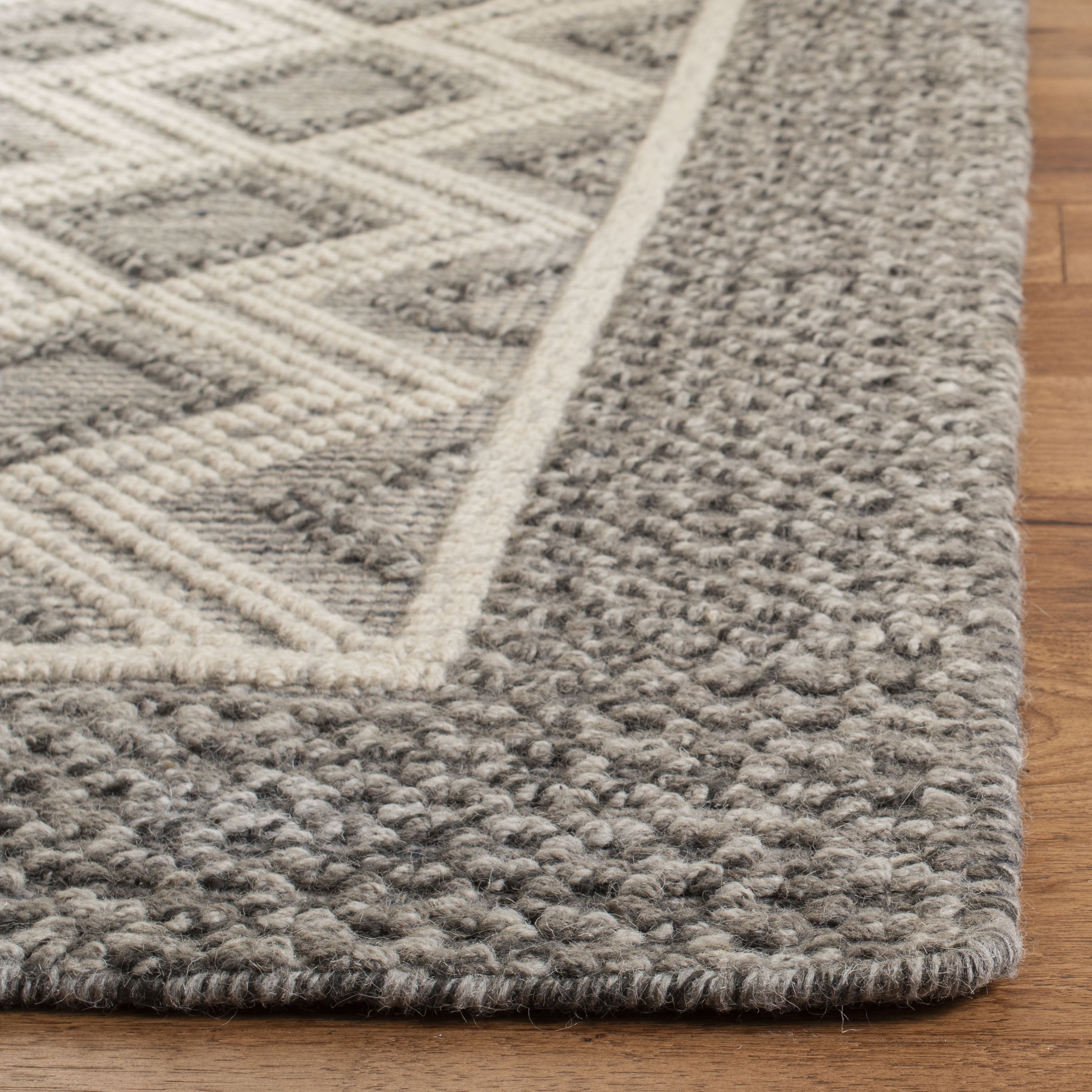 SAFAVIEH Vermont Hyde Geometric Runner Rug, Grey/Ivory, 2'3" x 14'