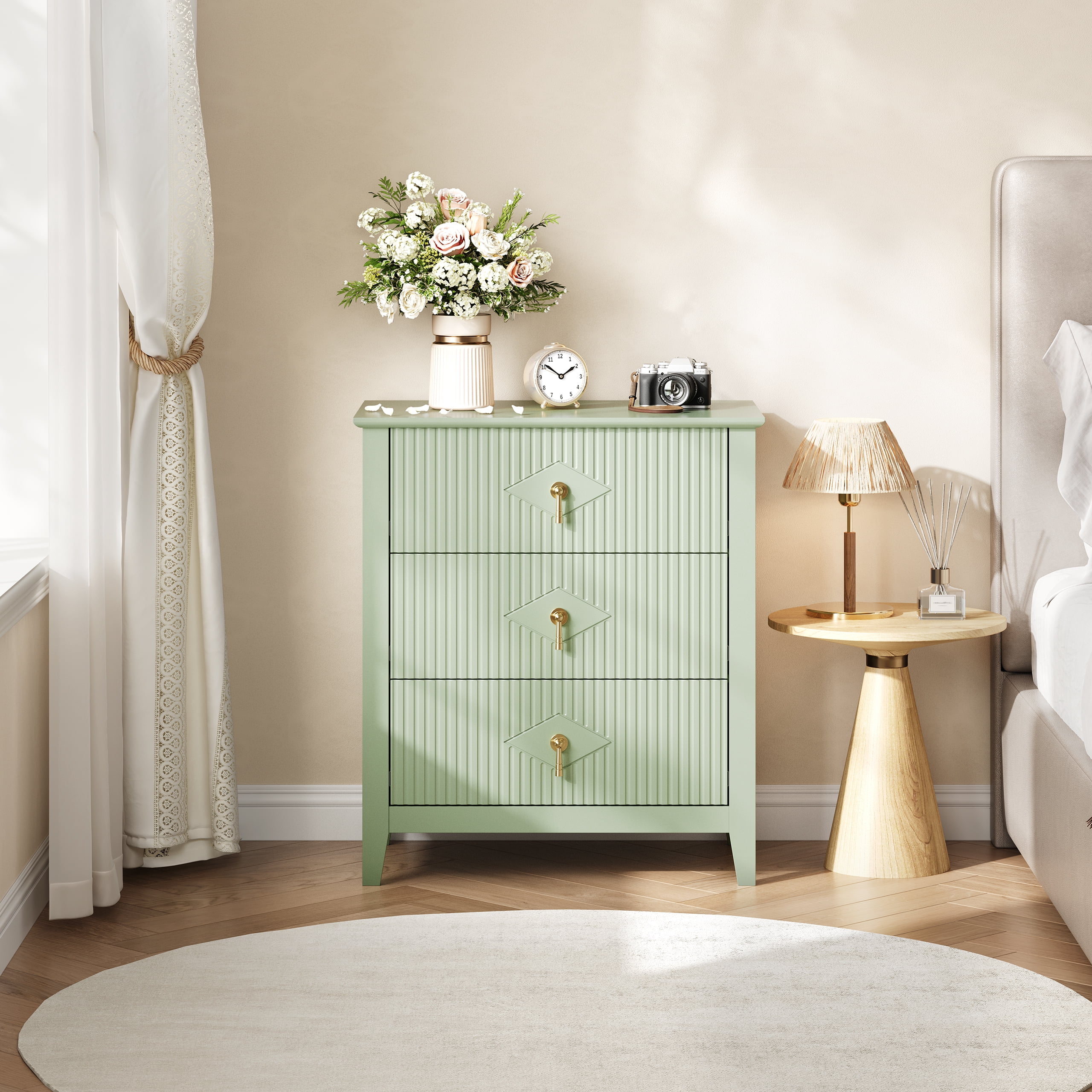 Green Fluted Dresser for Bedroom, 32 Inch Wide Nightstand with Large Drawer, 3 Drawer End Table for Bedroom, Living Rooms, Offices, and Entryways