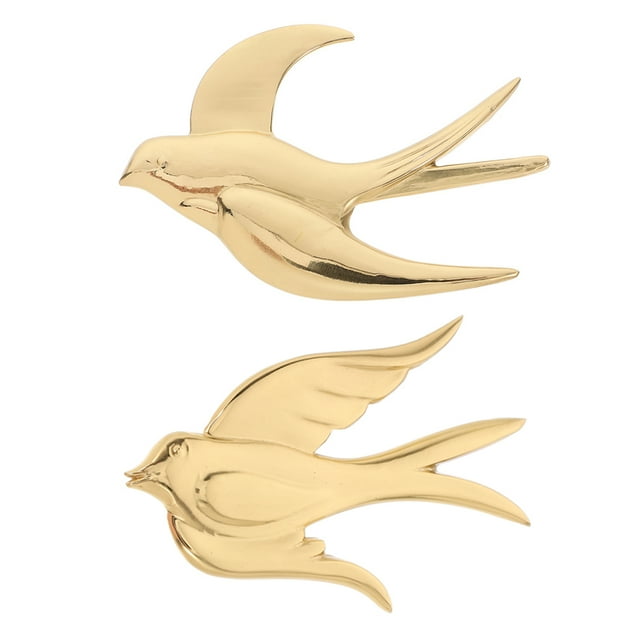 ColoMX 2 esculturas de golondrinas para pared: pájaro de latón colgante, escultura flotante esculpida en 3D, con detalles dorados antiguos, adorno para sala de estar.