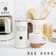 thumbnail image 2 of Rae Dunn - Espumador eléctrico de leche - Elegante vaporizador automático de leche y espumador, calentador de leche, máquina de espuma caliente y fría para café, café con leche, capuchino, macchiato,, 2 of 5
