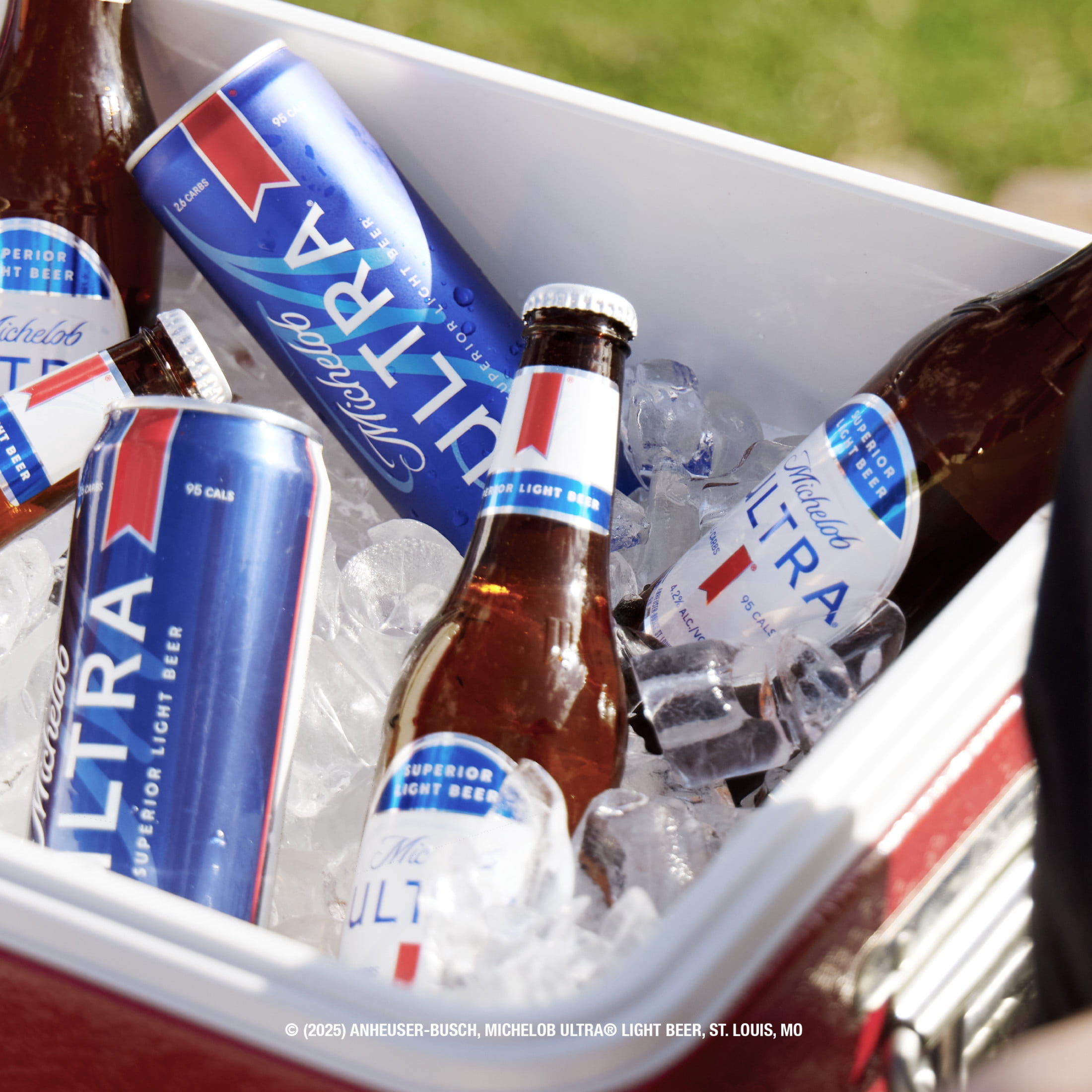 Michelob ULTRA Superior Light American Lager Beer, 24 pack 12 fl oz Glass Bottles 4.2% ABV