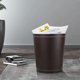 thumbnail image 4 of Bote de basura KINGFOM Classic de piel sintética de 10 litros para el hogar y la oficina, 4 of 9