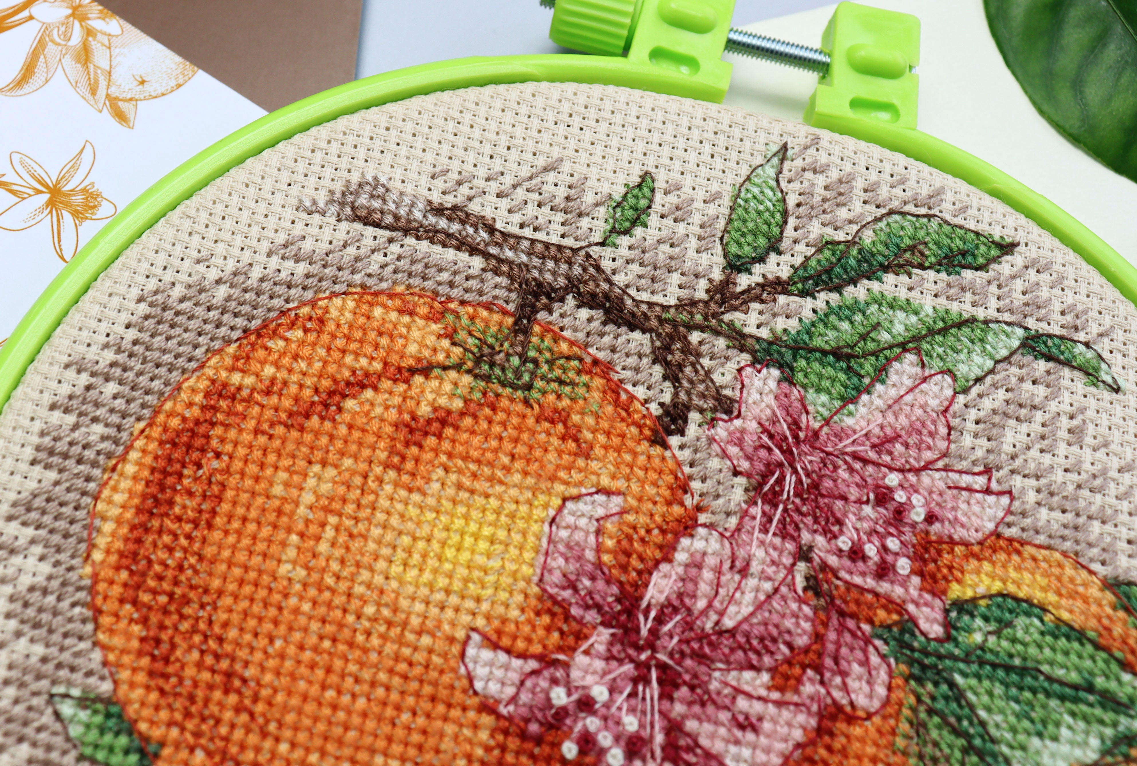 Cross-stitch kits Citrus notes AHM-076