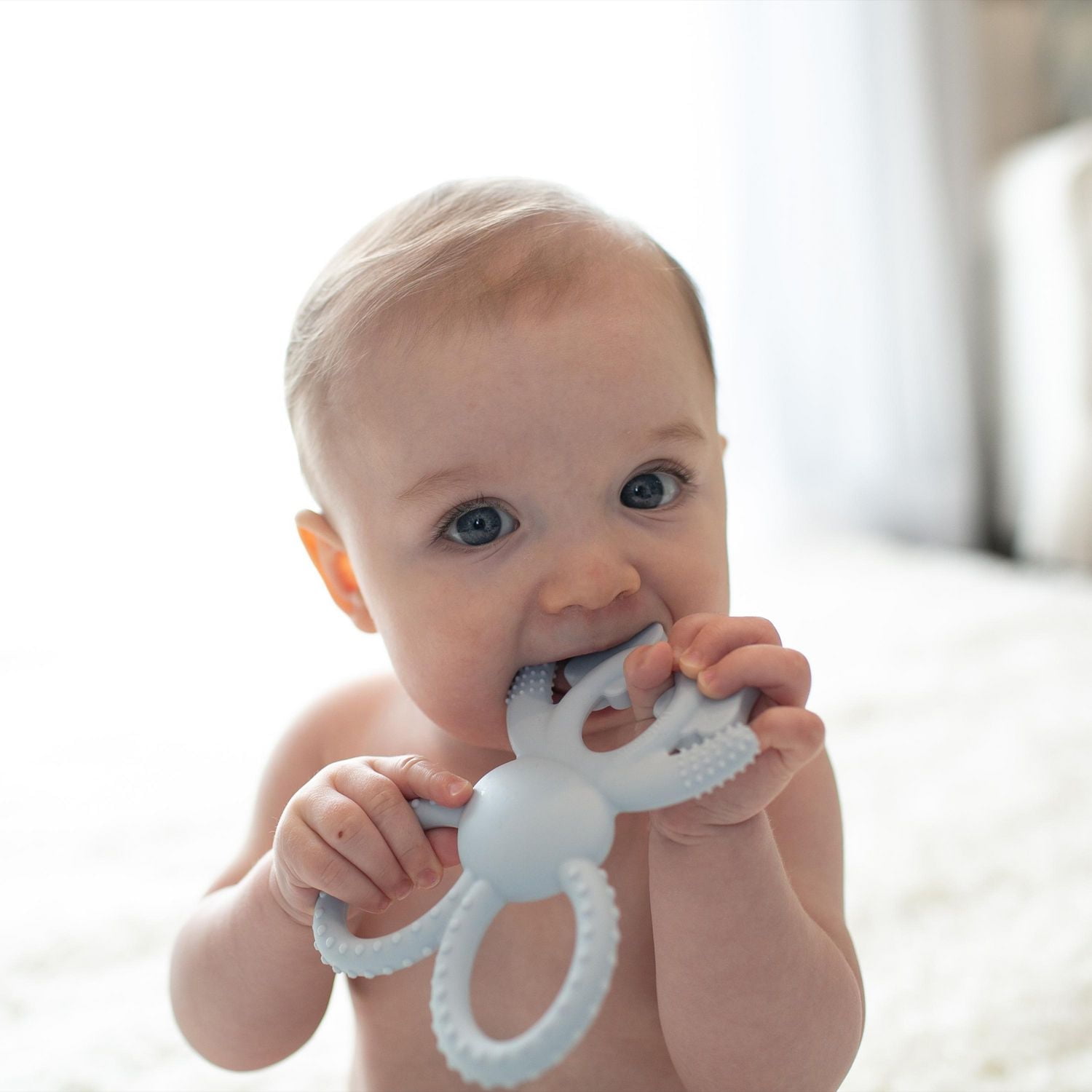 Dr. Brown's Flexees Bunny Long Limbed Silicone Teether Blue