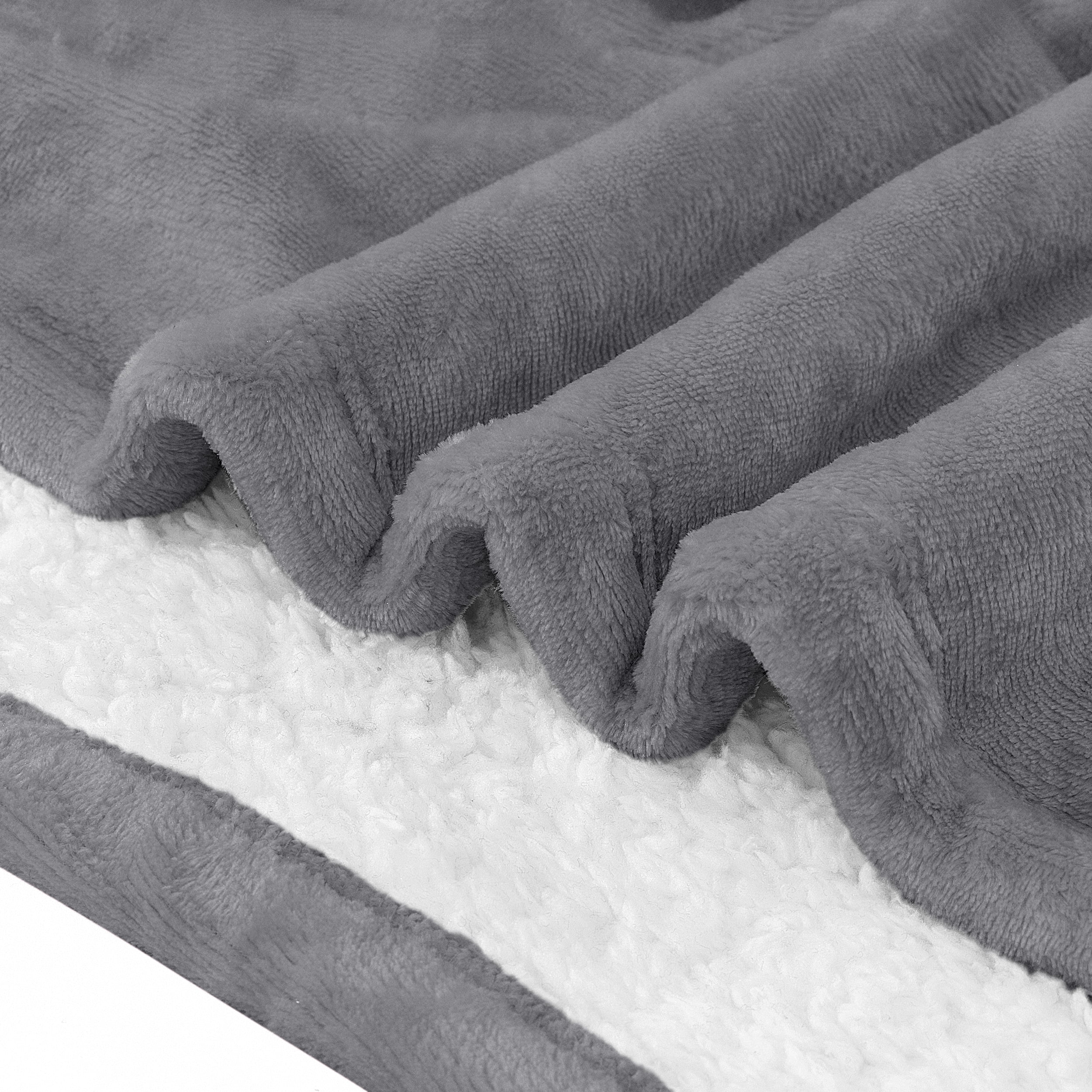 Fantaslook Wearable Blanket Hoodie for Women and Men, Oversized Sherpa Fleece Blanket Sweatshirt with Sleeves & Pocket