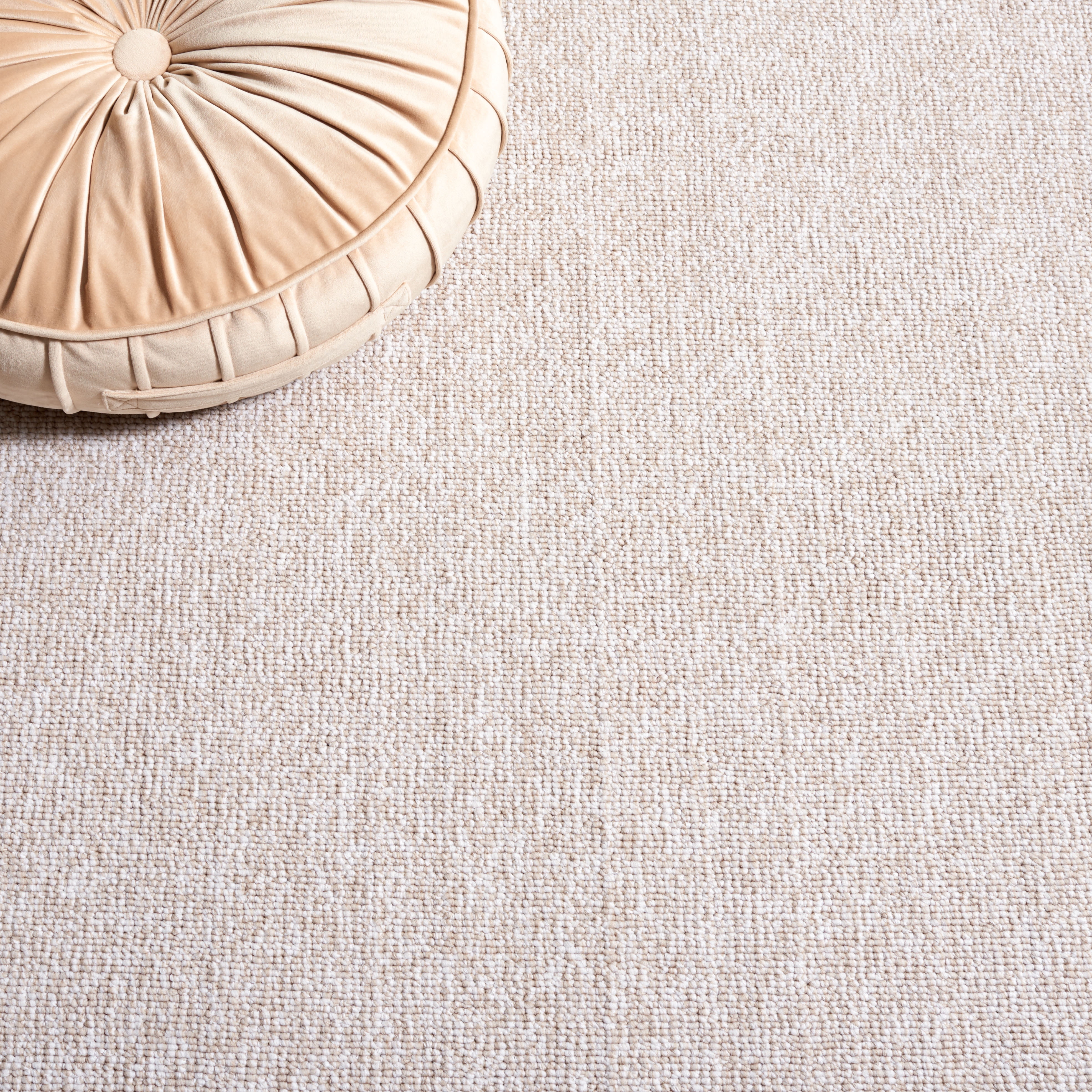 SAFAVIEH River Randa Solid Polyester Area Rug, Beige, 4' x 6'