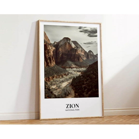 Zion National Park Poster, National Park Travel Print, Rustic Country Wilderness Decor, Vintage Style Outdoorsy Wall Art Adventure Gift Wall Art, Modern Wall Decor, 8x12 UNFRAMED