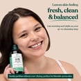 thumbnail image 2 of The Body Shop Limpiador facial de &aacute;rbol de t&eacute;, 8.4 onzas l&iacute;quidas (vegano), 2 of 5