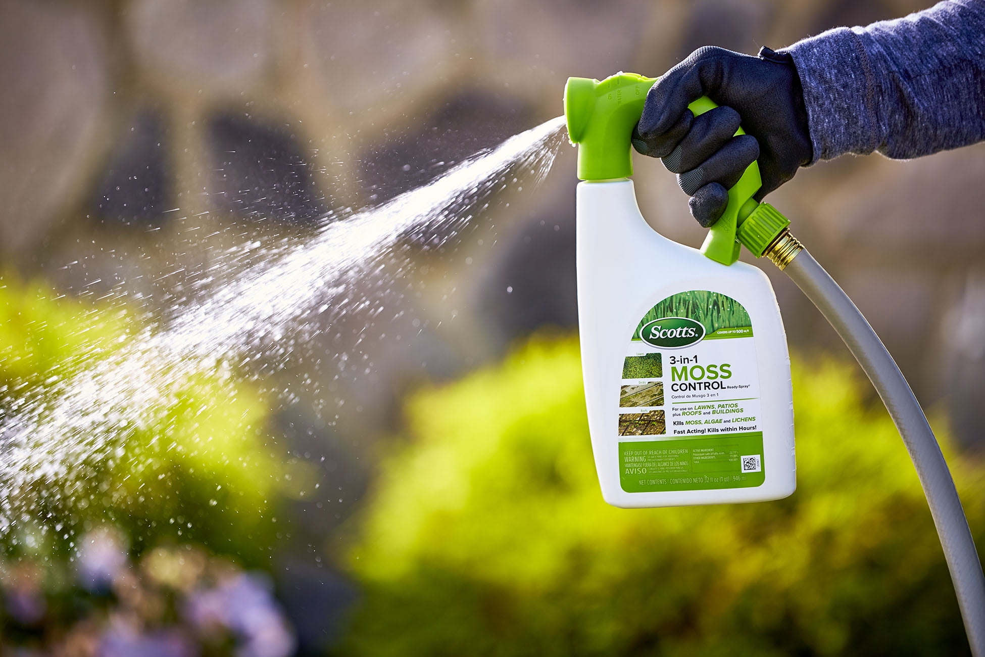 Scotts 3-in-1 Fast-Acting Moss Killer Spray, 32 fl. oz.