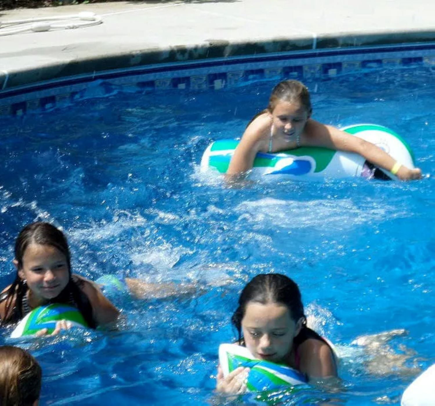 Pool Central Inflatable Pineapple Kiddie Swimming Pool - 5'