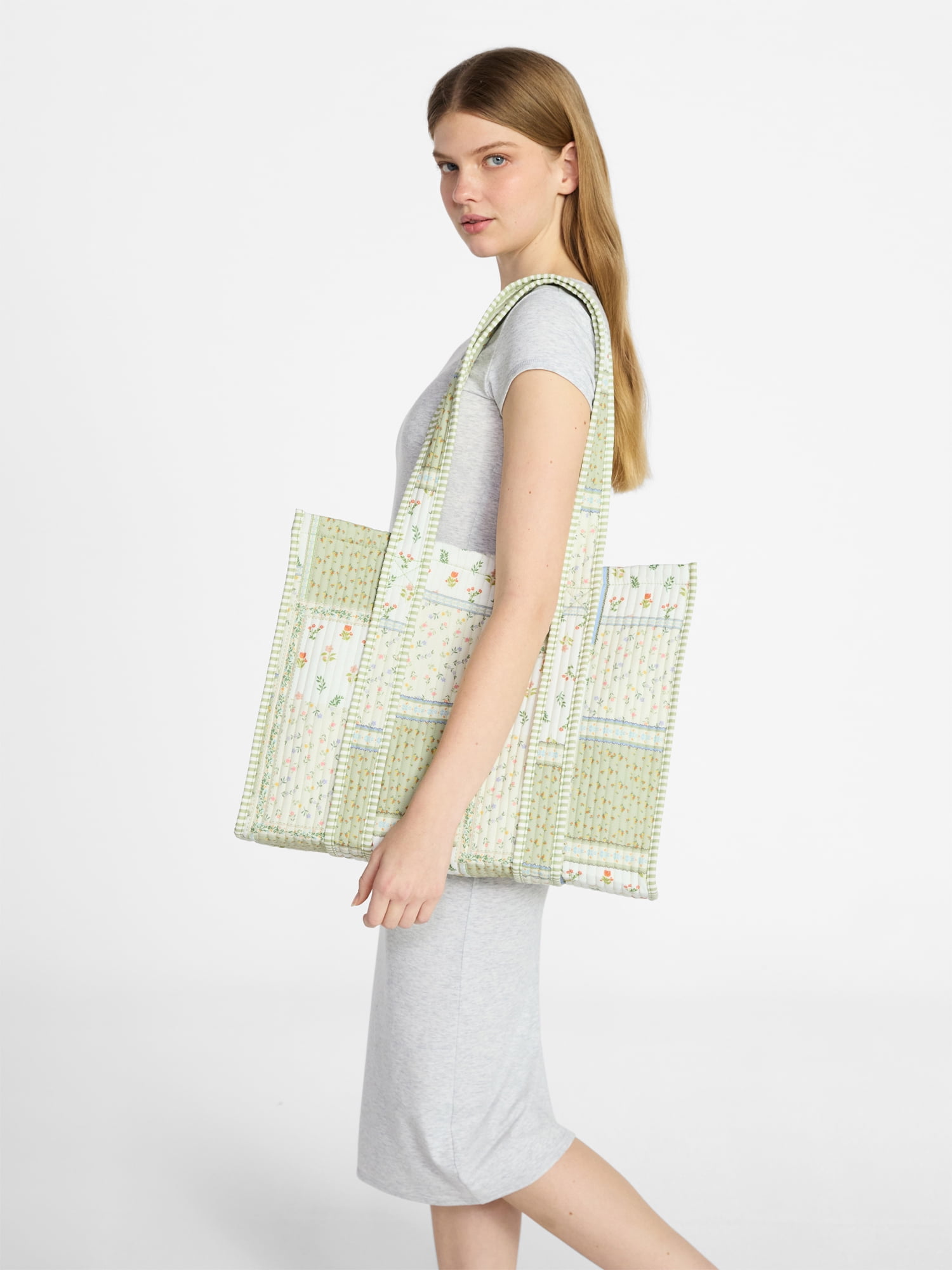 No Boundaries Women's Quilted Tote Bag, Green Patchwork/Stripe