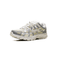 thumbnail image 4 of NIKE WOMENS P-6000 Womens "Phantom Light Army" IB3485 001 IB3485 001 from Stadium Goods, 4 of 8