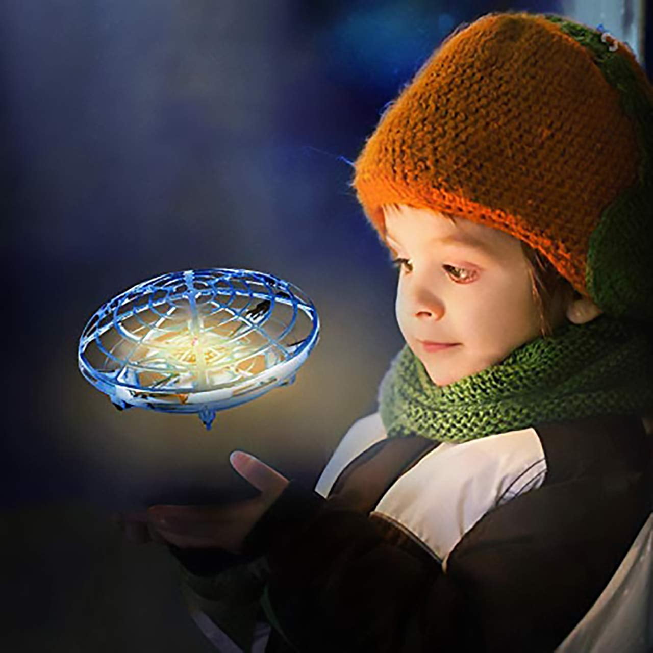 UFO INTERACTIVE AIRCRIFT ブルー 外遊び Amazon.com: 360° Rotating Mini UFO Flying Ball Blue : Toys