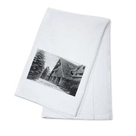 Linen Cotton Club - Melvin Village, New Hampshire - Entrance View to Bald Peak Country Club (100% Cotton Kitchen Towel)