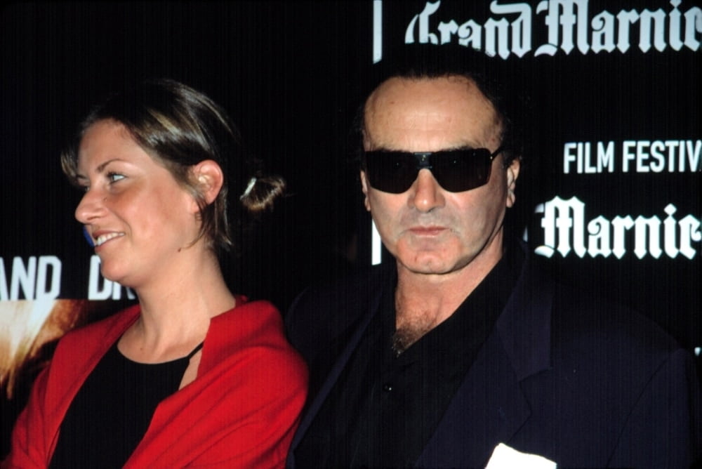 Dan Hedaya And Wife At Premiere Of Mulholland Drive, Ny 1062001, By Cj