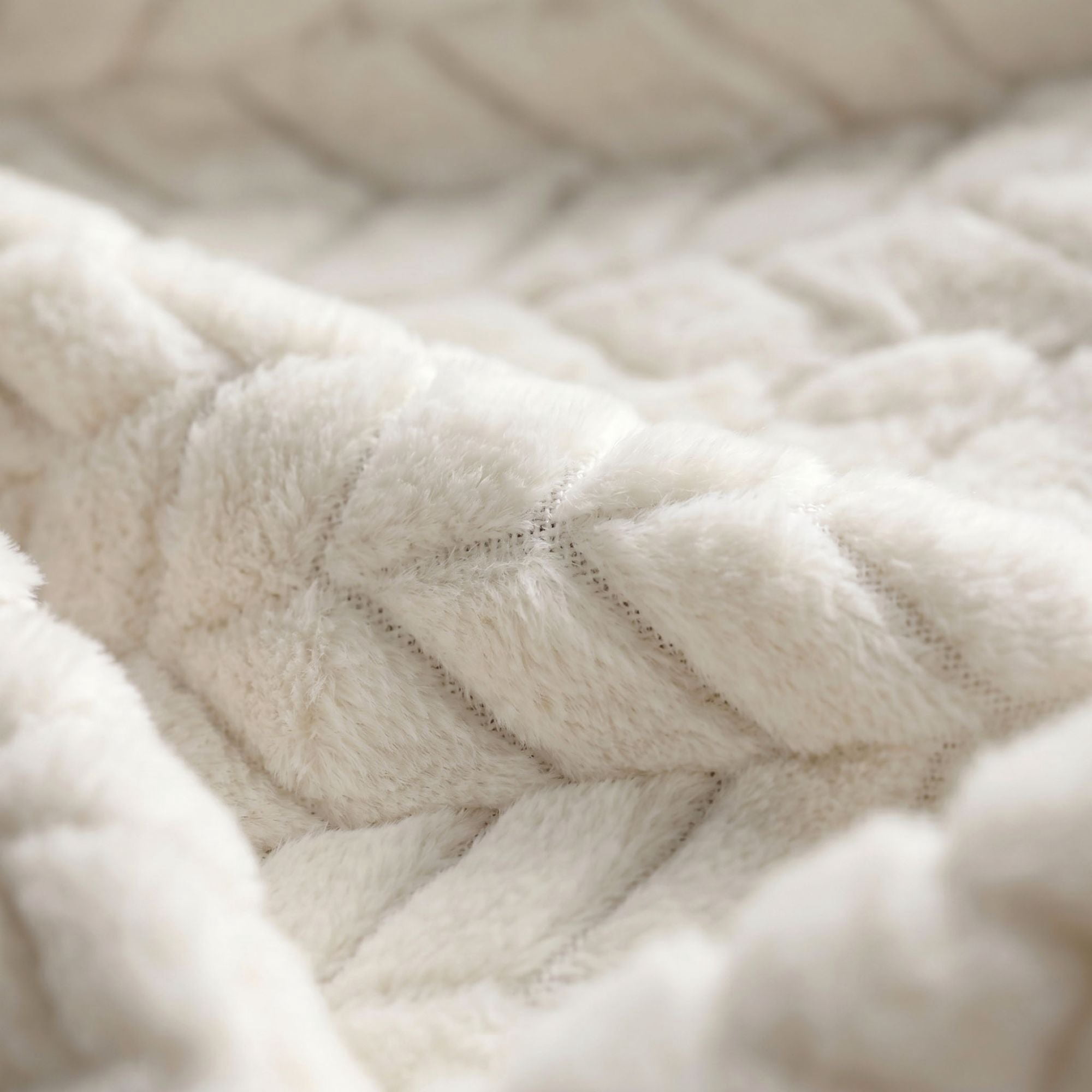 Superior Hope Herringbone Fluffy Fleece Blanket, King Size, Ivory