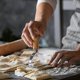 thumbnail image 5 of Kitchen Attachment Kit Ravioli Maker Mold Tool Ravioli Stamp Set Cake Biscuit Cookie Mold (Heart-Shape), 5 of 5