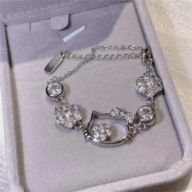 Les charms pour un bracelet à breloques qui vous ressemble - Conseils