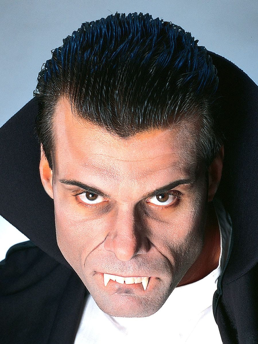 Stay Put Vampire Teeth