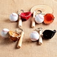 thumbnail image 2 of Llavero con Colgante Tenis Pelota de Béisbol Guantes para Llavero, 2 of 7