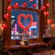thumbnail image 4 of Pegatinas para Ventanas de San Valentín | Calcomanías Decorativas Blancas para Vidrio de 30 X 30 Cm | Decoraciones Electrostáticas Reutilizables para San Valentín, Puertas de Tiendas, Espejos y Venta, 4 of 6