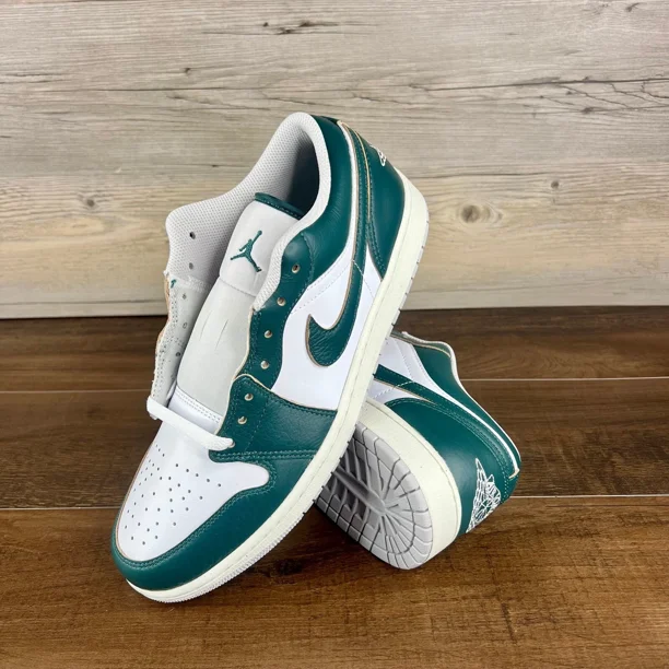 A i r-Jor-dan 1 Low SE Oxidized Green Mens Size 13 White Sail FQ7687 300