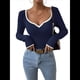 thumbnail image 1 of Camiseta de Larga con Escote Corazón para Mujer, de Punto Acanalado y Ribete en Contraste. Azul Marino L, 1 of 8