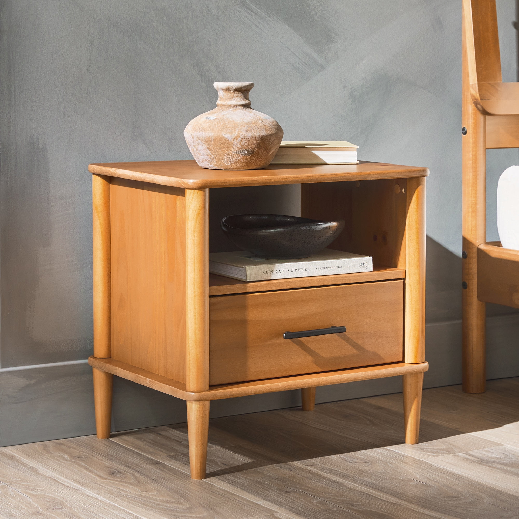 Walker Edison Transitional 1-Drawer Spindle-Leg Nightstand, Set of 2, Caramel