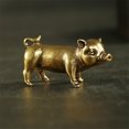 thumbnail image 1 of Figuritas de cerdo de bronce pequeñas creativas de latón, adornos de cerdo del zodiaco chino, adornos colgantes de Metal, decoración de escritorio, decoración del hogar XianweiShao 8390613935168, 1 of 1