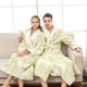 thumbnail image 3 of Ropa de dormir para parejas cómoda y cálida de franela grande y gruesa de doble capa de Jacquard artesanal, 3 of 4