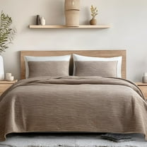 Wonderful Bedding Wood-Grain Velvet 3-Piece Quilt Set