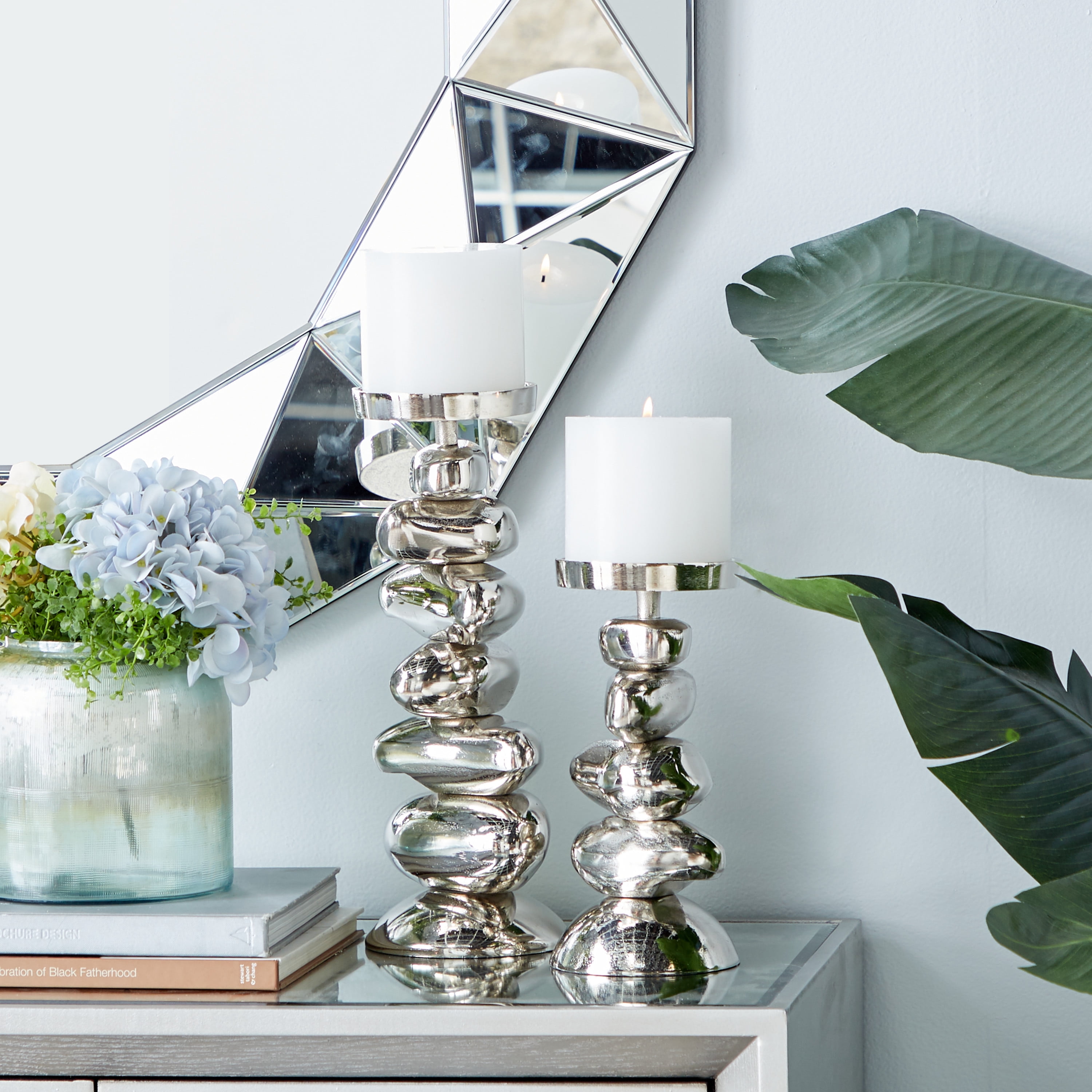 DecMode 2 Candle Silver Aluminum Candle Holder, Set of 2