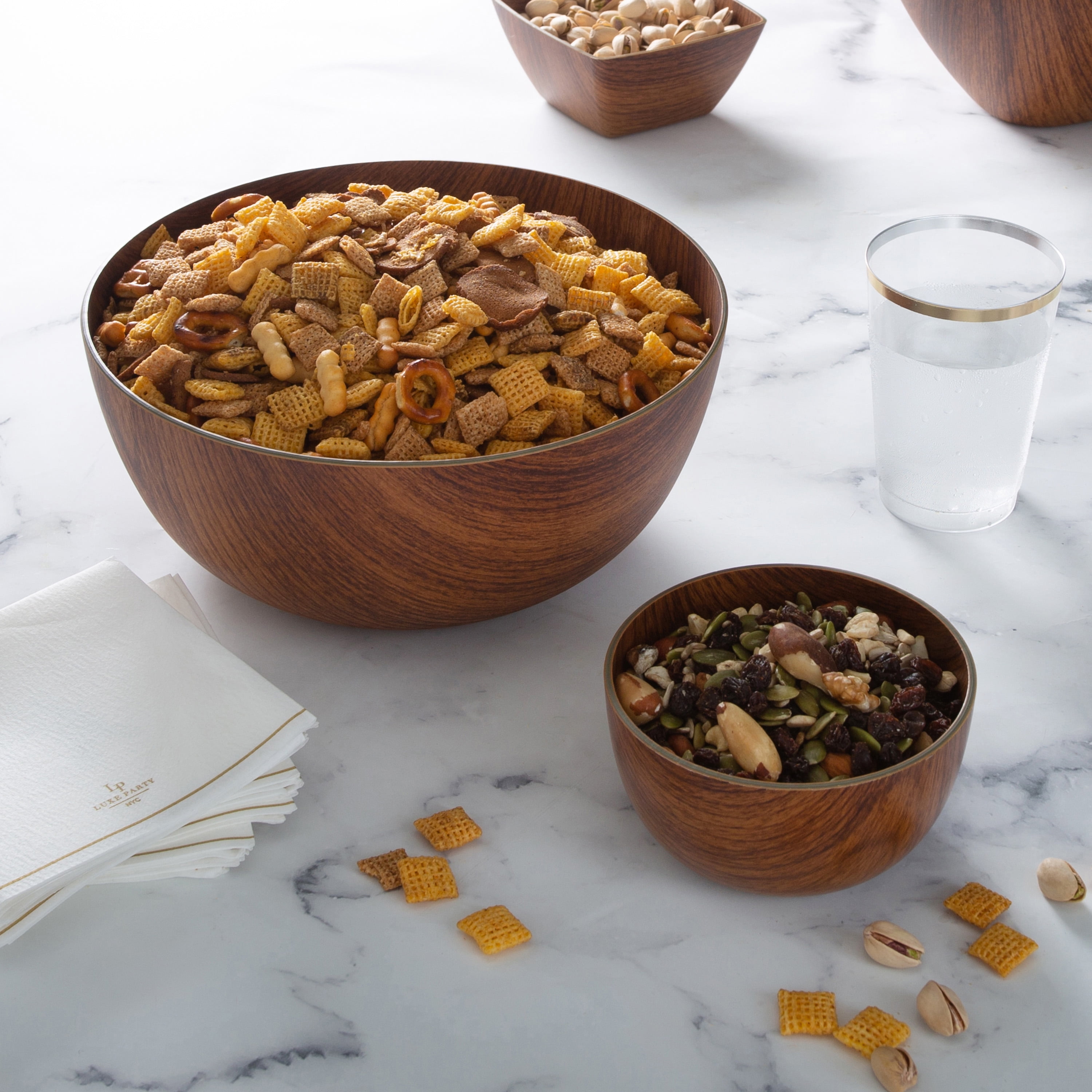 Luxe Party Mahogany Collection Large 9 inch Round Serving Bowl