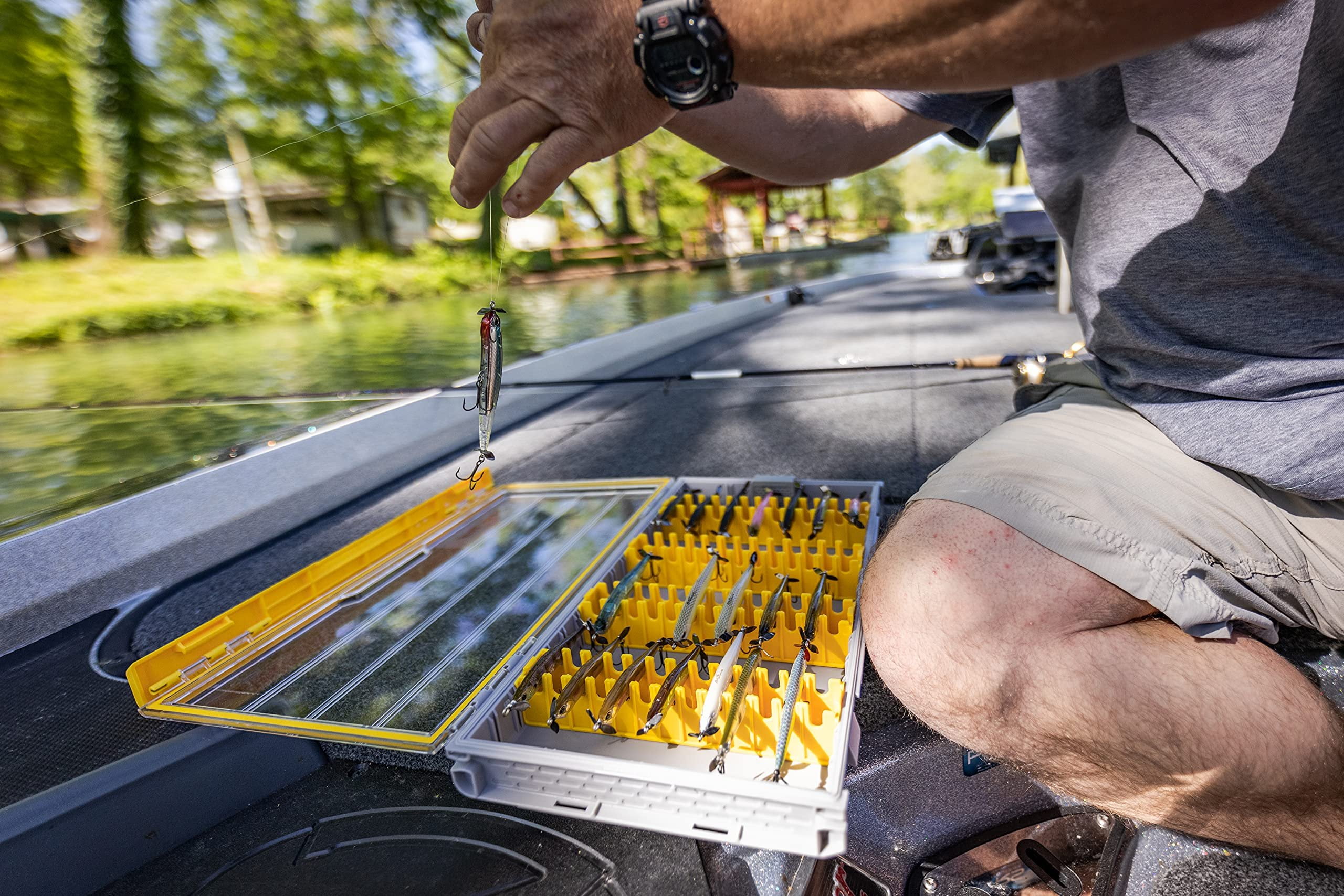 Plano EDGE Vertical Jig  Spybait Box [PLASE601]
