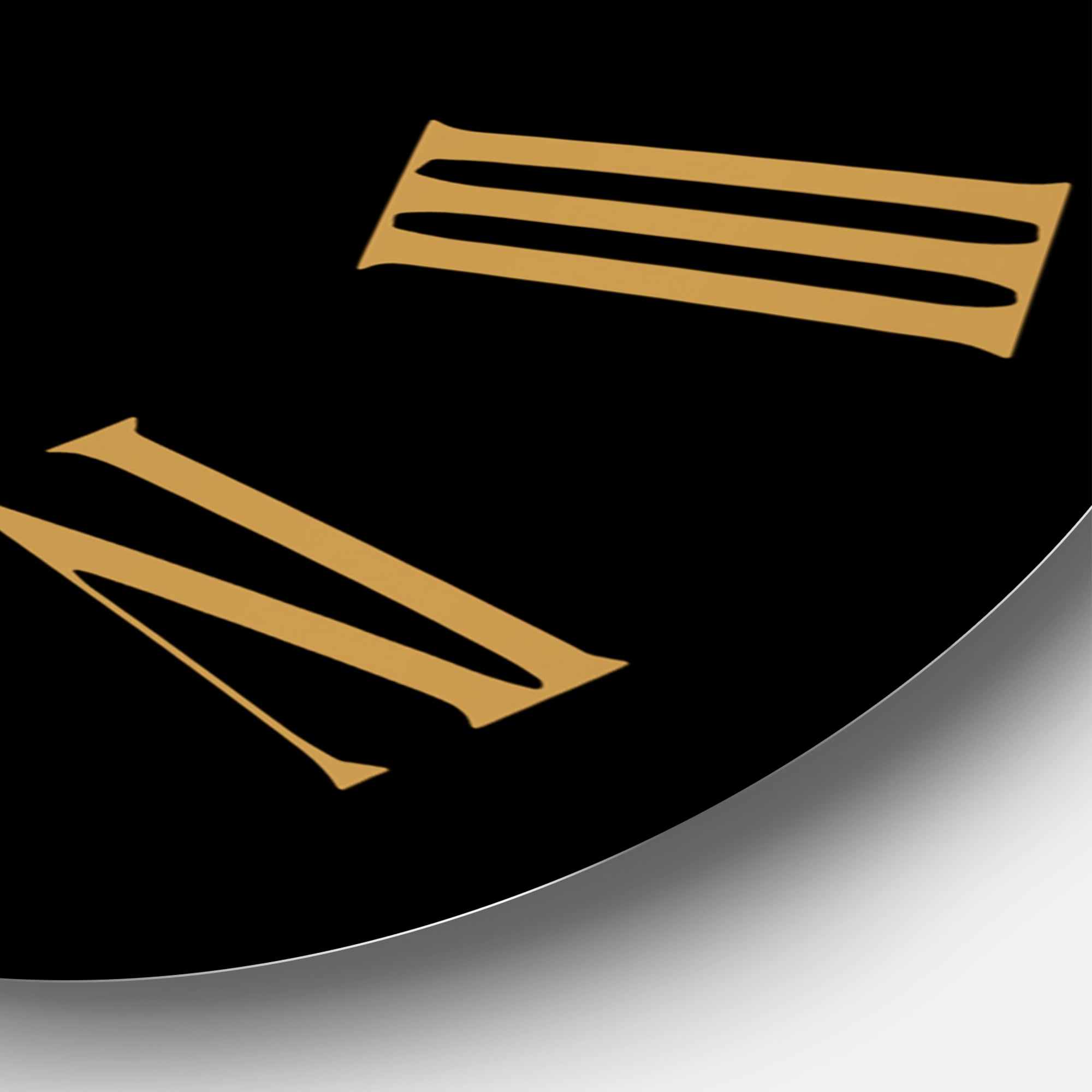 Designart 1 in Quartz Farmhouse Wall Clock