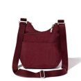 thumbnail image 4 of Bolso Baggallini Criss Cross Cereza Oscura 25x25x8 cm, 4 of 6
