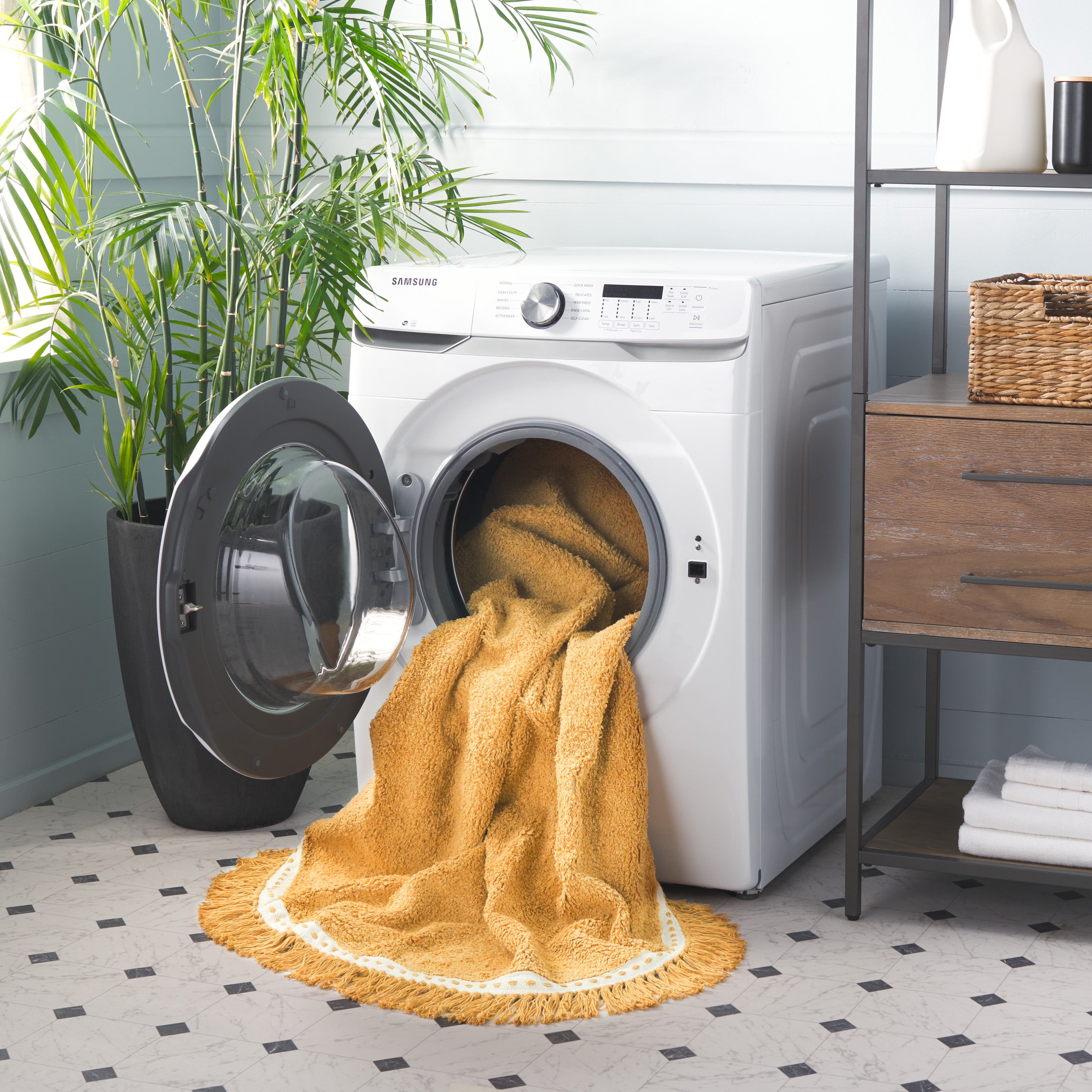 Safavieh Easy Care Willard Solid Cotton Machine Washable Area Rug, Yellow/Ivory, 7' x 7' Round