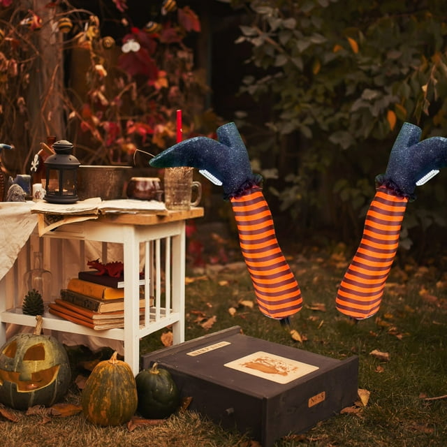 Staron Jambe de Sorcière à Moins de 5 $! Décoration d'Halloween Jambe Prothétique Déco de Jardin Accessoire Réaliste Matériau en Mousse pour Fête Intérieure Extérieure