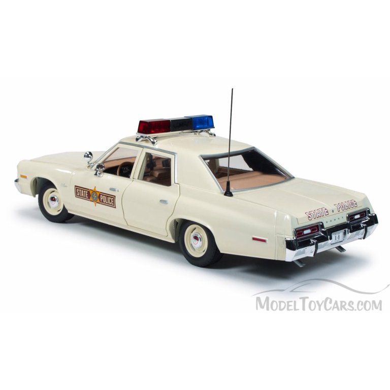 1974 Dodge Monaco Illinois State Police, White - Auto World ERTL AMM1019 -  1/18 scale Diecast Model Toy Car