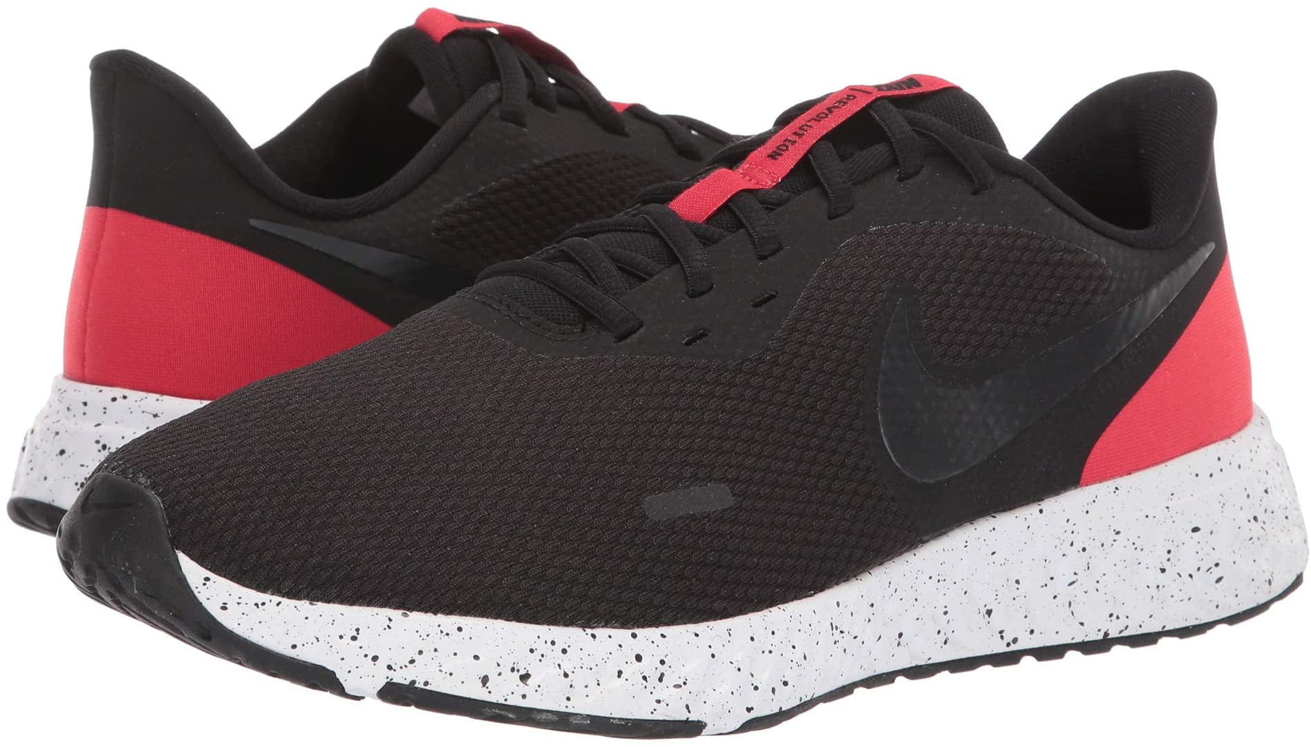 nike men's revolution 5 4e extra wide width basketball shoes