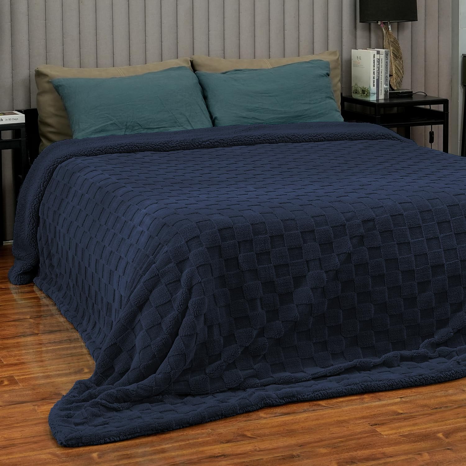 Anjee 90"x90" Queen Size Super Soft Cozy Fluffy Sherpa Fleece Reversible Thick Warm 3D Checkered Jacquard Blanket for All-Season Couch Bed, Navy Blue